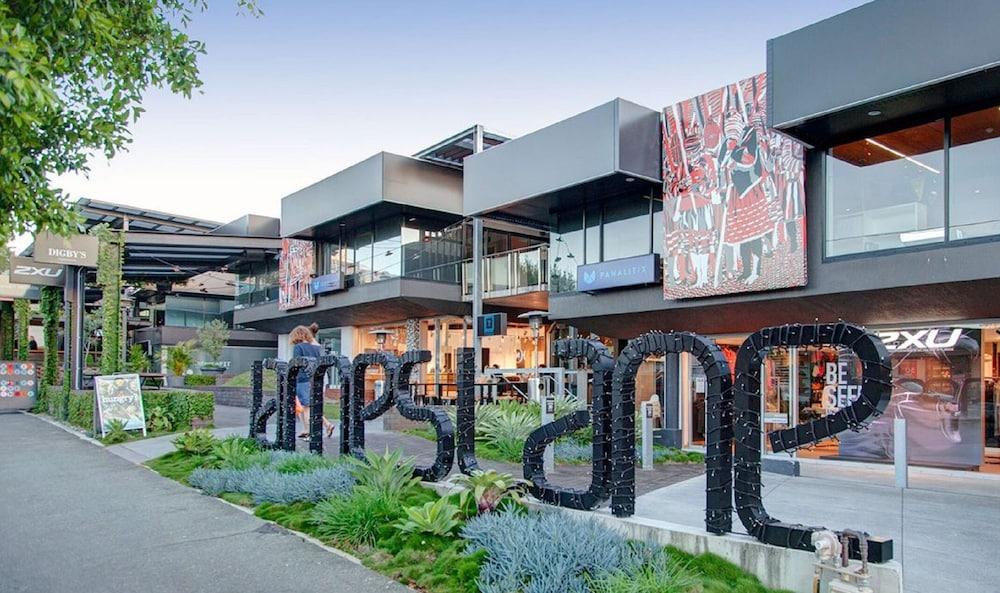 The Miro 4* Brisbane